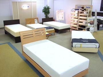 津山家具情報!! テンピュール売り場さらに拡大しましたッ!!